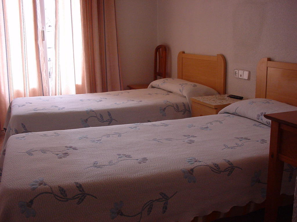 Hostal Casanova Madrid Pokoj fotografie